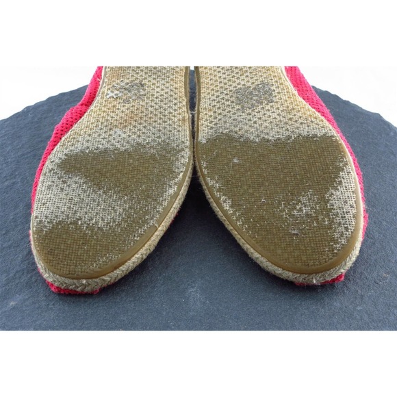 Toms Size 8 M Red Round Toe Flats Fabric Women - Picture 7 of 7
